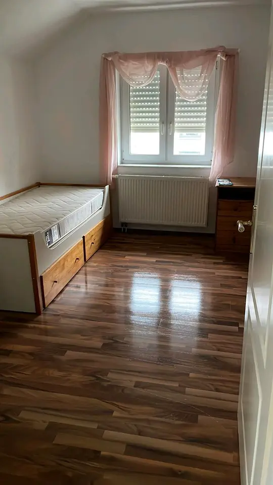 2 Zimmer Wohnung mit 72 m² in Würzburg – Bild 3
