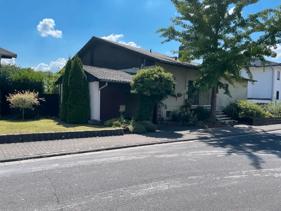 7 Zimmer Haus mit 165 m² in Marburg – Bild 2