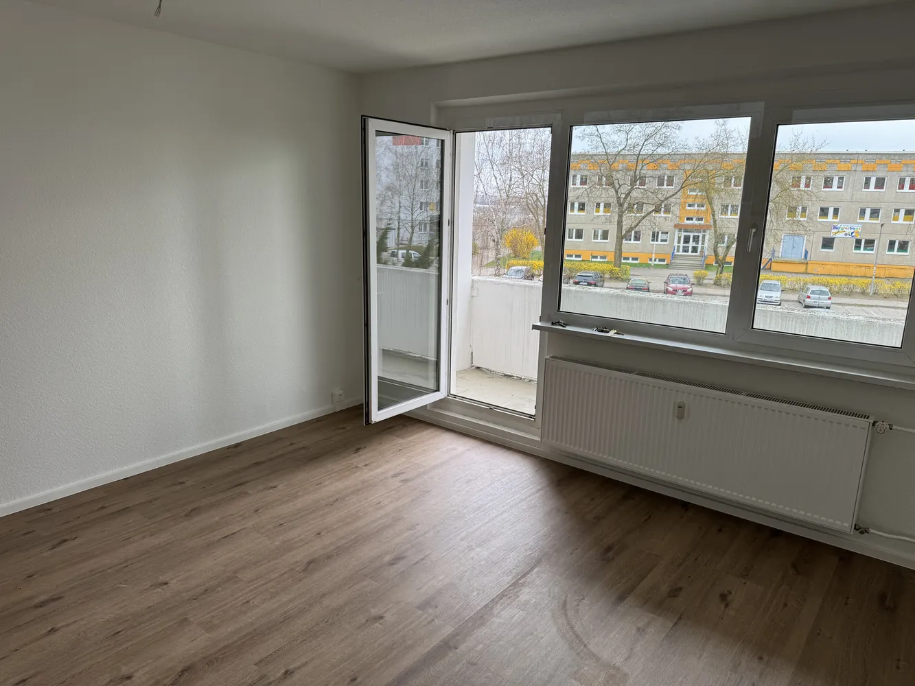 3 Zimmer Wohnung mit 63 m² in Neubrandenburg – Bild 3