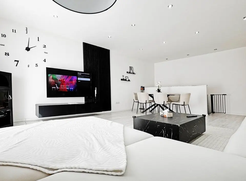 3 Zimmer Wohnung mit 140 m² in Michelstadt – Bild 2