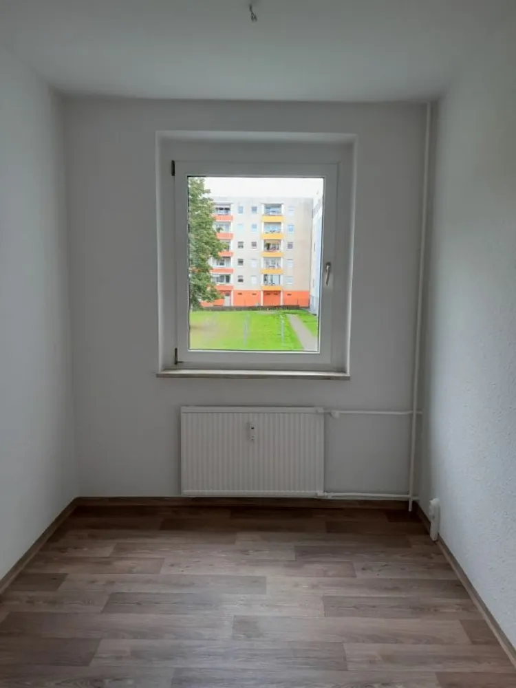 4 Zimmer Wohnung mit 68 m² in Stralsund – Bild 2