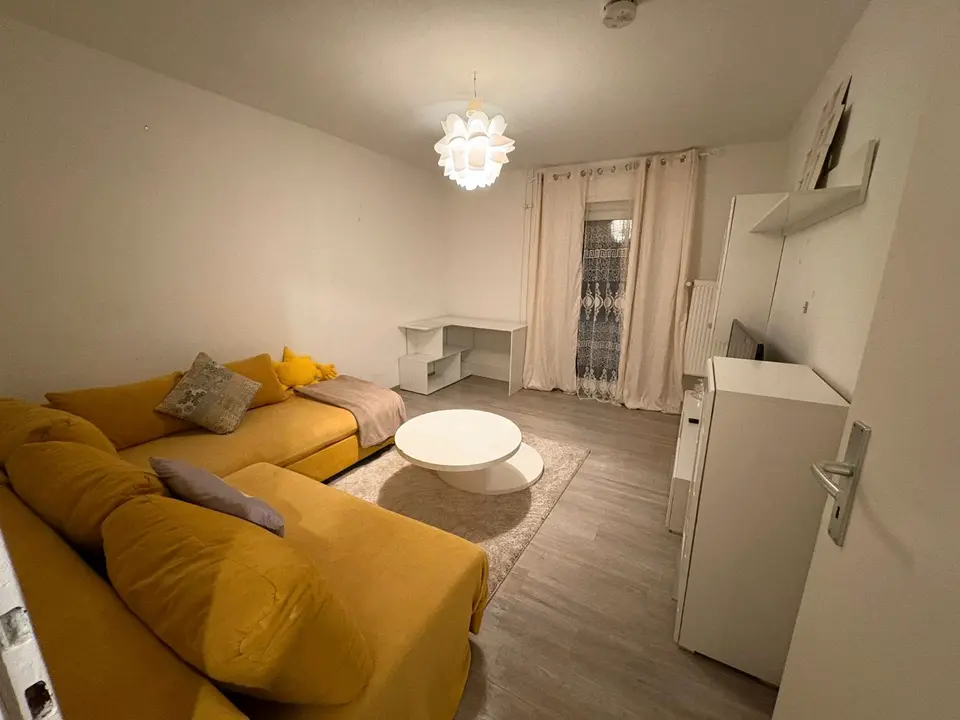 2 Zimmer Wohnung mit 47 m² in Karlsruhe – Bild 1