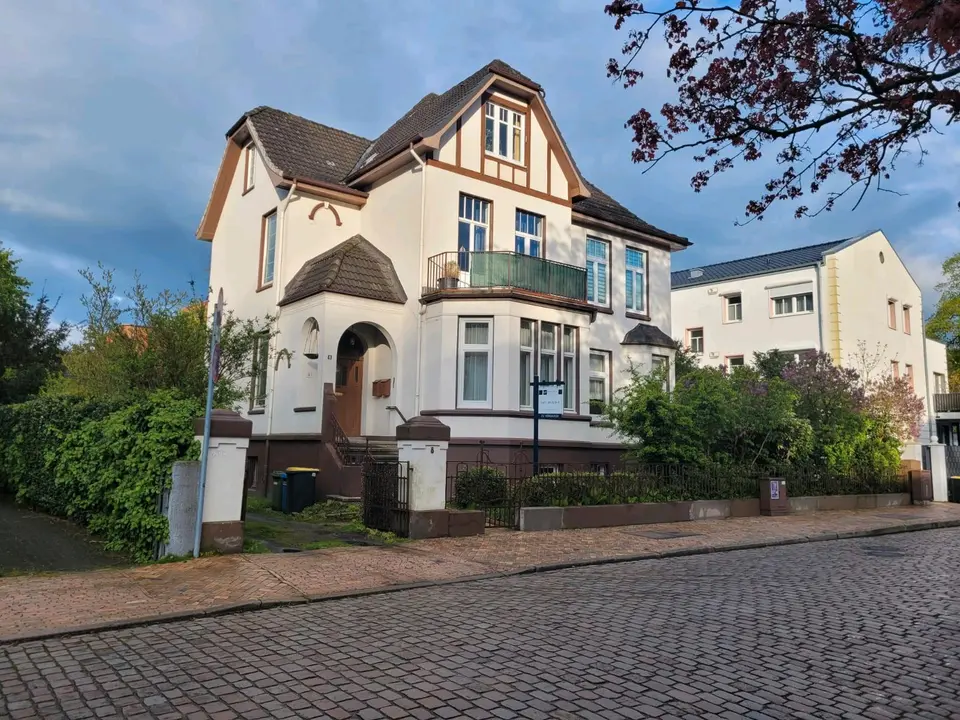 3 Zimmer Wohnung mit 124 m² in Neumünster – Bild 2