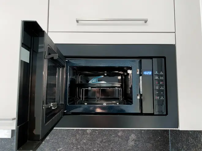 1 Zimmer Wohnung mit 25 m² in Augsburg – Bild 9