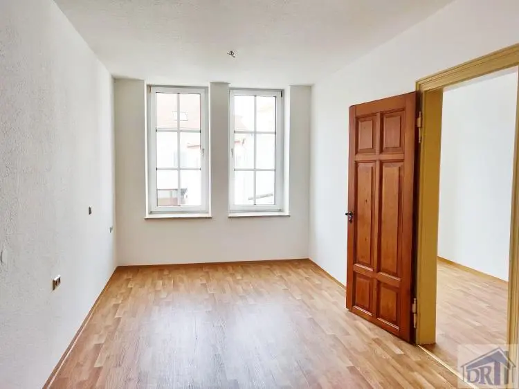 4 Zimmer Wohnung mit 151 m² in Löbau – Bild 2