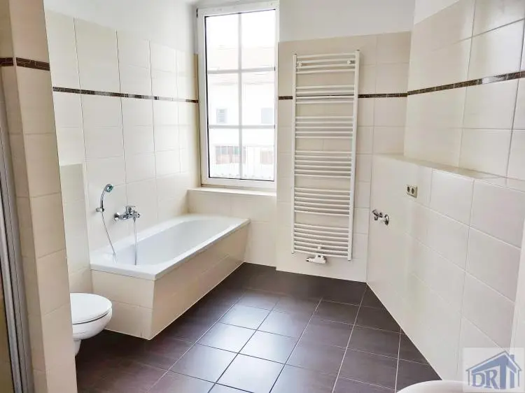 4 Zimmer Wohnung mit 151 m² in Löbau – Bild 4