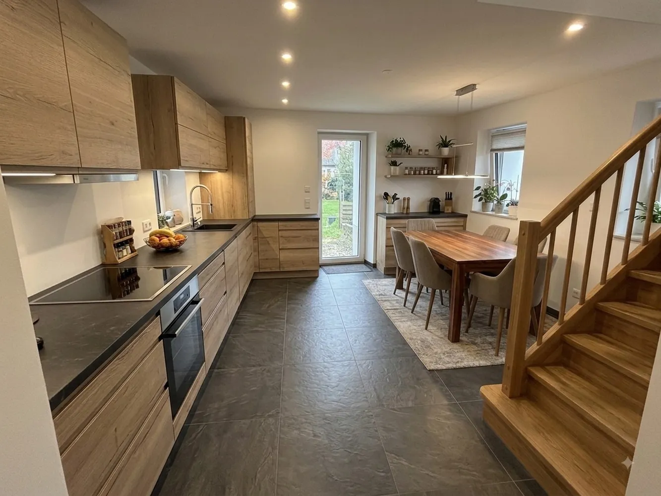 5 Zimmer Wohnung mit 121 m² in Dresden – Bild 7