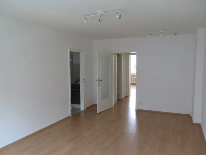 2 Zimmer Wohnung mit 58 m² in Düsseldorf – Bild 3