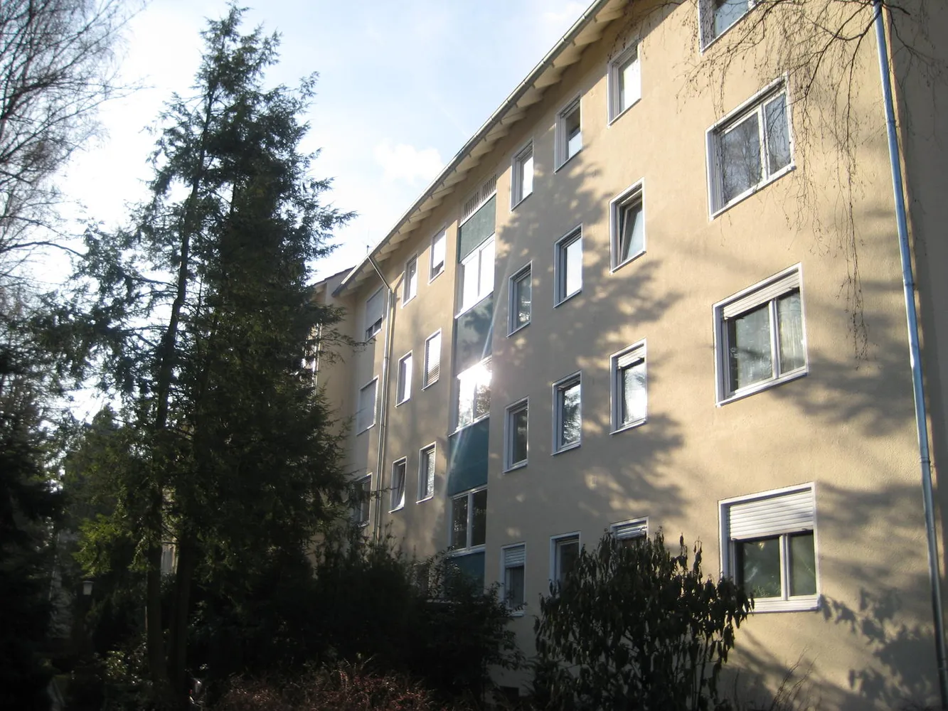 4 Zimmer Wohnung mit 93 m² in Erlangen – Bild 3