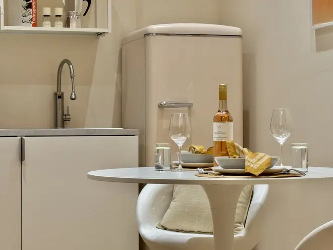 1 Zimmer Wohnung mit 38 m² in Köln – Bild 12