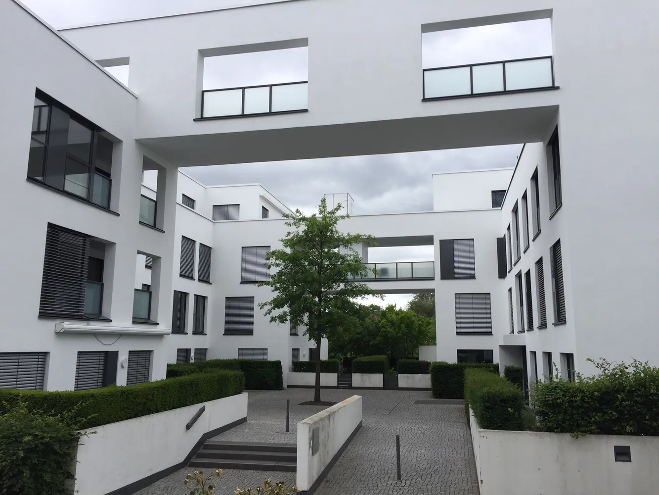 2 Zimmer Wohnung mit 68 m² in Stuttgart – Bild 1
