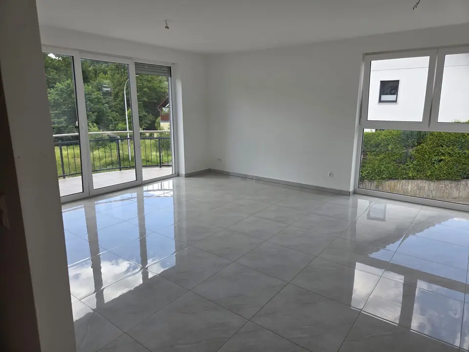 4 Zimmer Wohnung mit 109 m² in Aschaffenburg – Bild 1