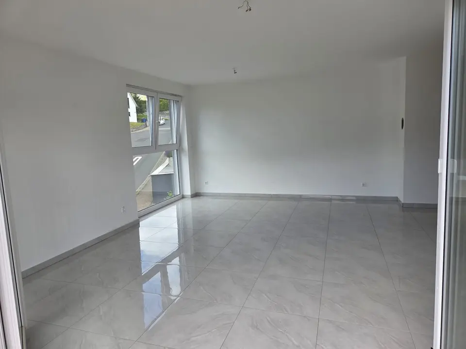 4 Zimmer Wohnung mit 109 m² in Aschaffenburg – Bild 2