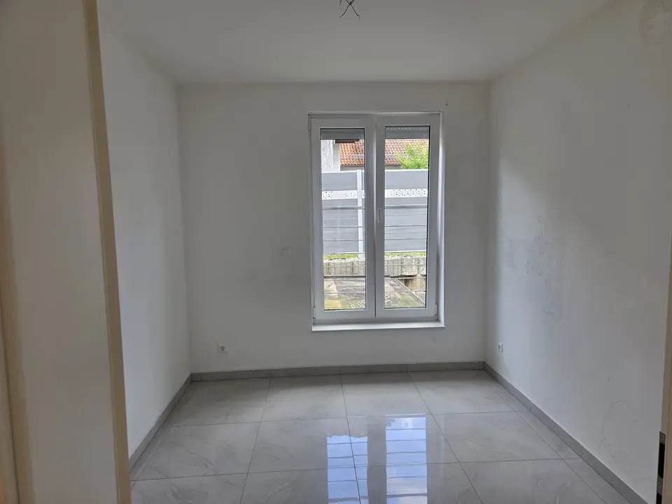 4 Zimmer Wohnung mit 109 m² in Aschaffenburg – Bild 4
