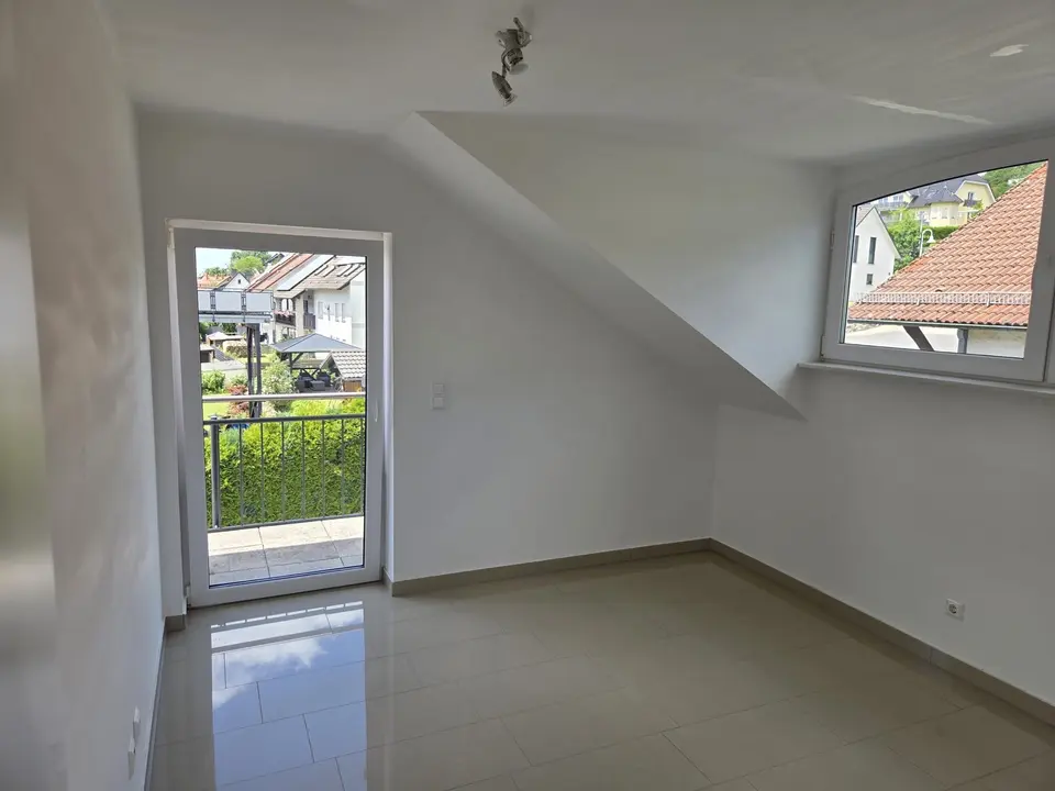 4 Zimmer Wohnung mit 109 m² in Aschaffenburg – Bild 8
