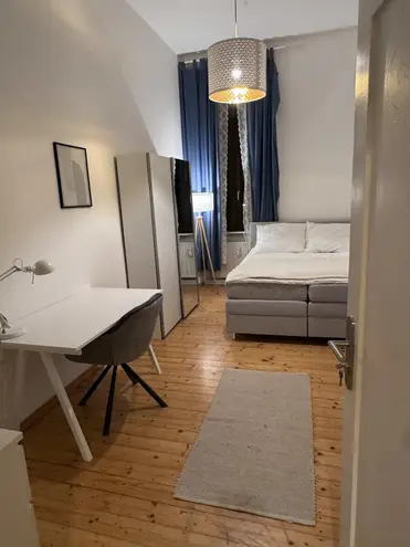 WG-Zimmer mit 16 m² in Wiesbaden – Bild 1