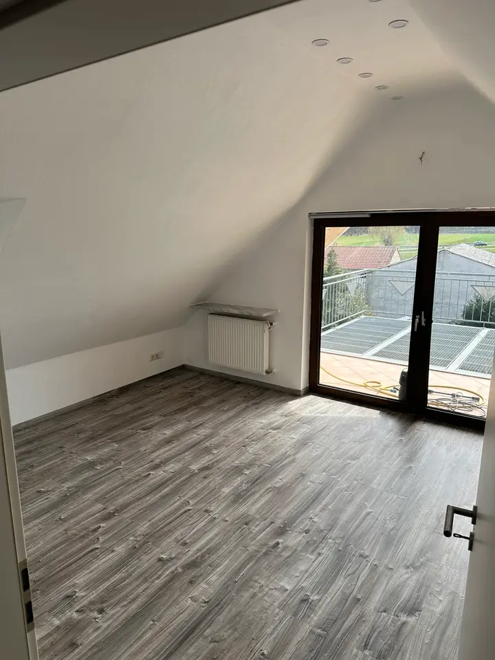 5 Zimmer Wohnung mit 125 m² in Erlangen – Bild 3