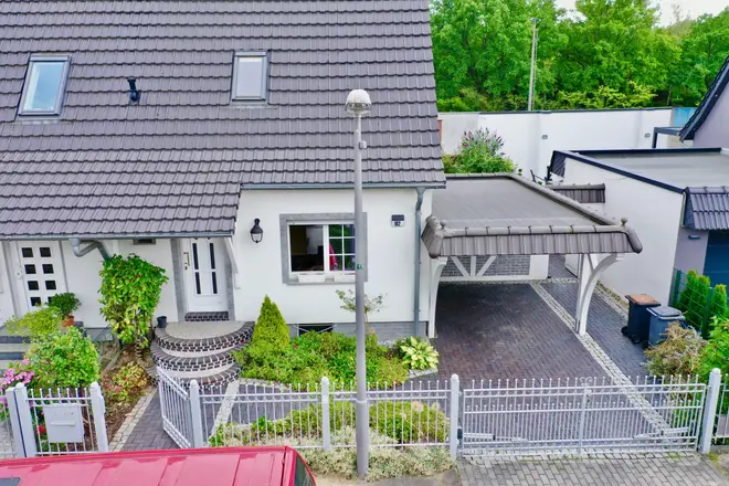 4 Zimmer Haus mit 95 m² in Berlin – Bild 1