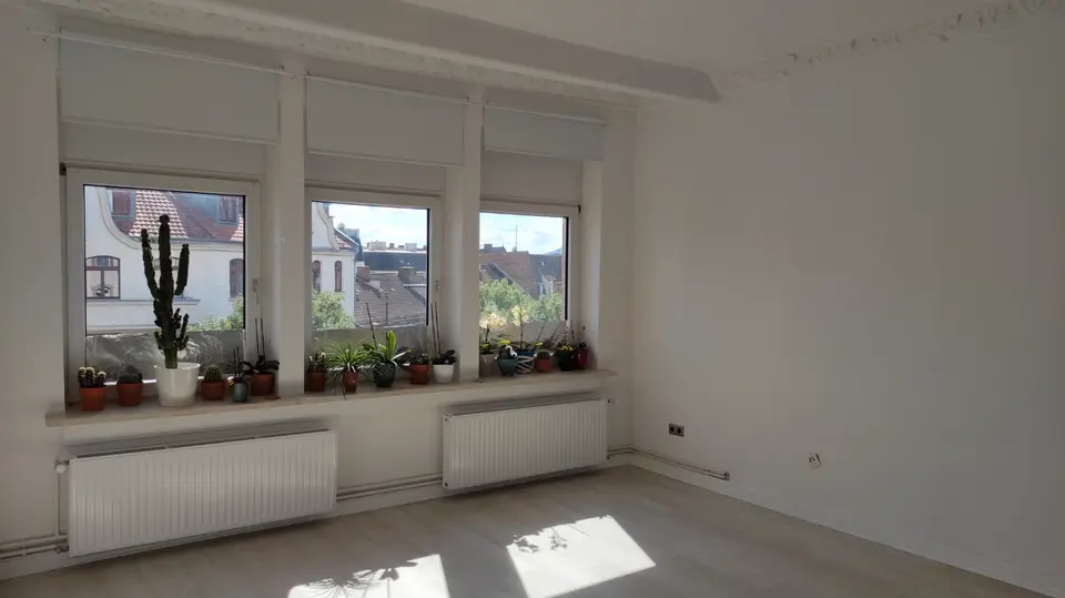 4 Zimmer Wohnung mit 119 m² in Kassel – Bild 2