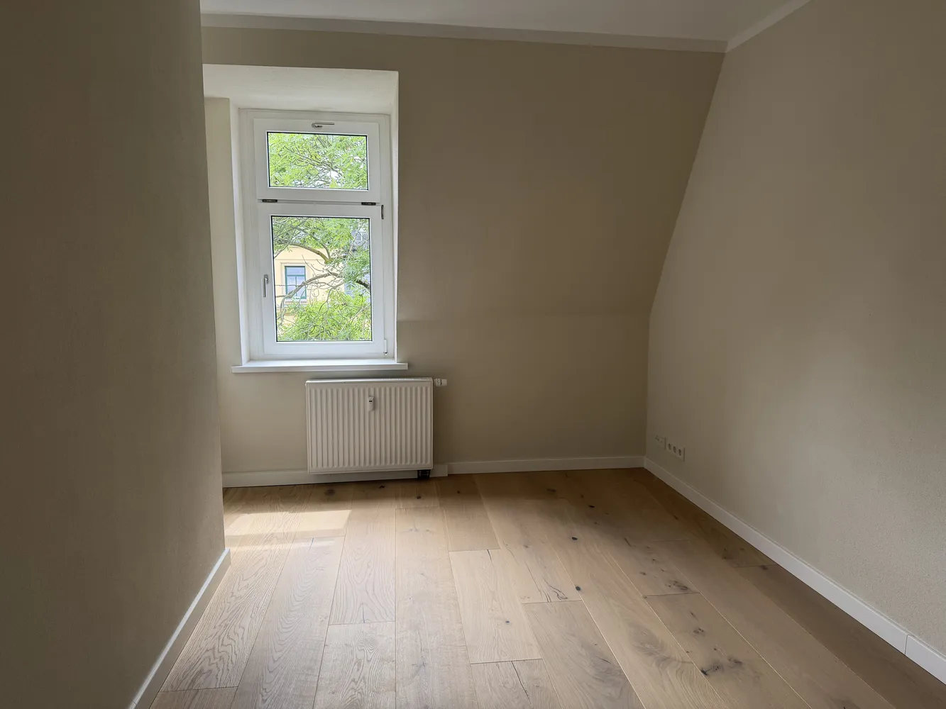 4 Zimmer Wohnung mit 98 m² in Dresden – Bild 5