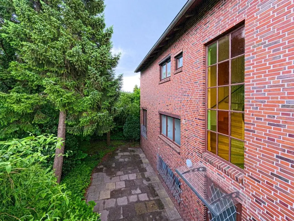 6 Zimmer Haus mit 220 m² in Wilhelmshaven – Bild 2