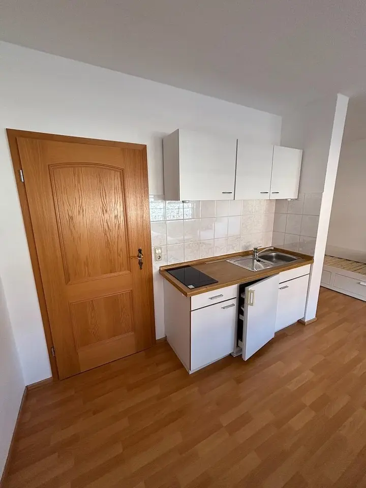 2 Zimmer Wohnung mit 30 m² in Jena – Bild 4