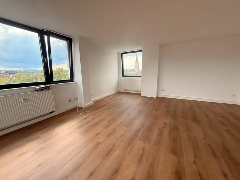 2 Zimmer Wohnung mit 121 m² in Kaiserslautern – Bild 2