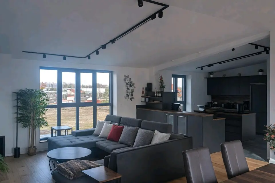 5 Zimmer Wohnung mit 206 m² in Lüneburg – Bild 1