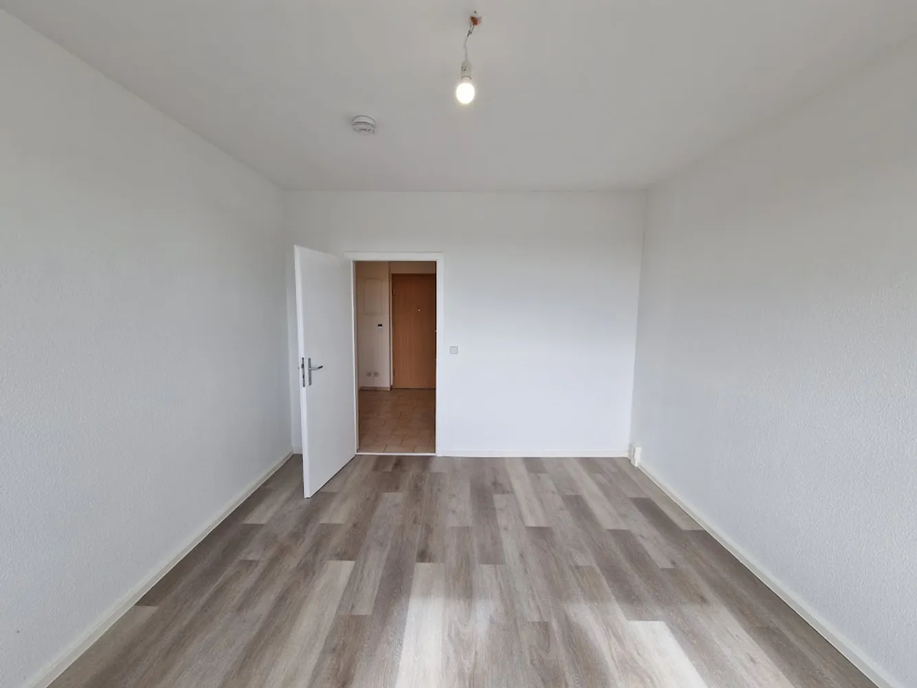 1 Zimmer Wohnung mit 24 m² in Brandenburg an der Havel – Bild 4