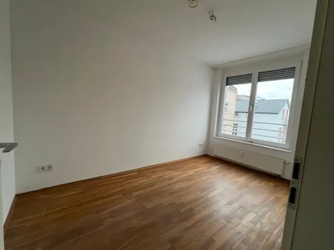3 Zimmer Wohnung mit 63 m² in Wiesbaden – Bild 3