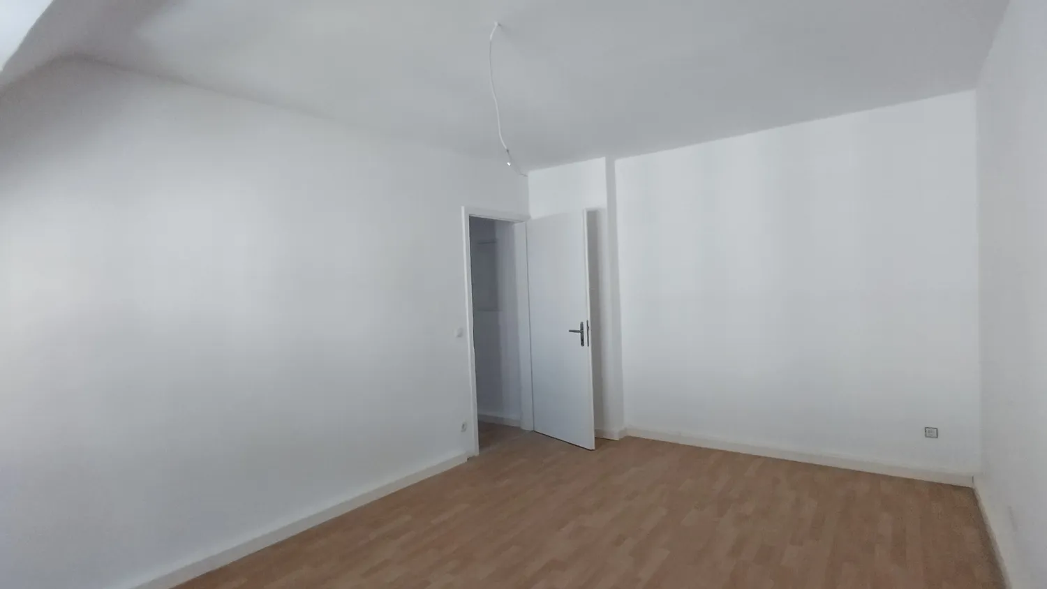 4 Zimmer Wohnung mit 111 m² in Ludwigshafen am Rhein – Bild 9
