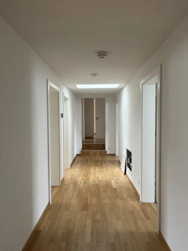 5 Zimmer Wohnung mit 153 m² in Plauen – Bild 2