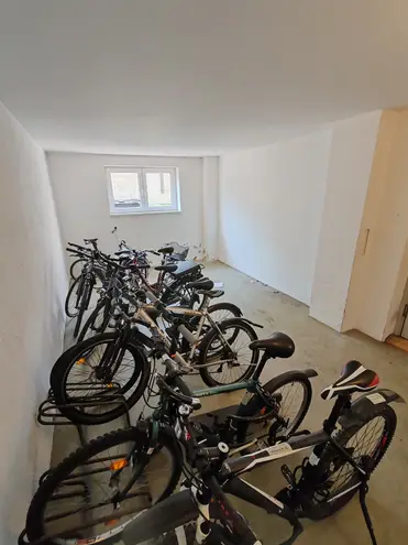 4 Zimmer Wohnung mit 107 m² in Karlsruhe – Bild 3