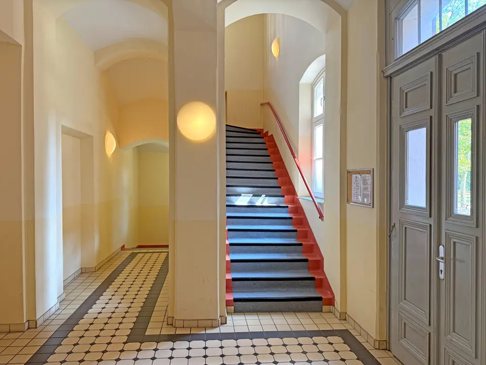 2 Zimmer Wohnung mit 88 m² in Schwerin – Bild 6