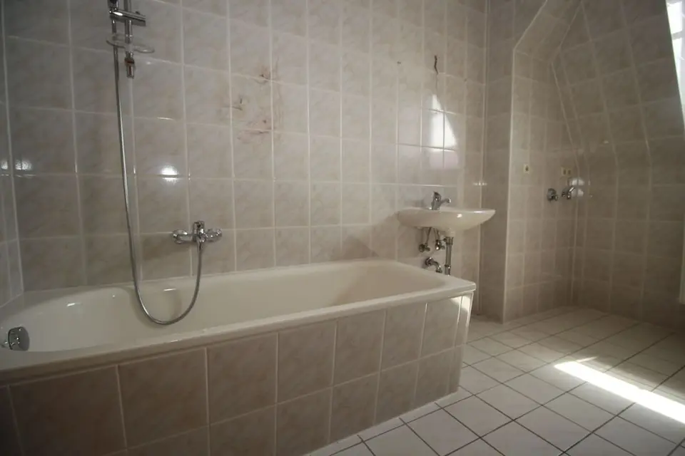 2 Zimmer Wohnung mit 59 m² in Plauen – Bild 5