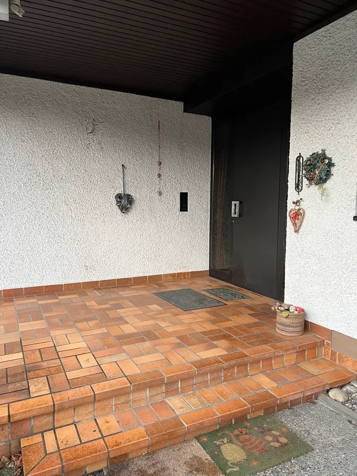 15 Zimmer Wohnung mit 250 m² in Ulm – Bild 2