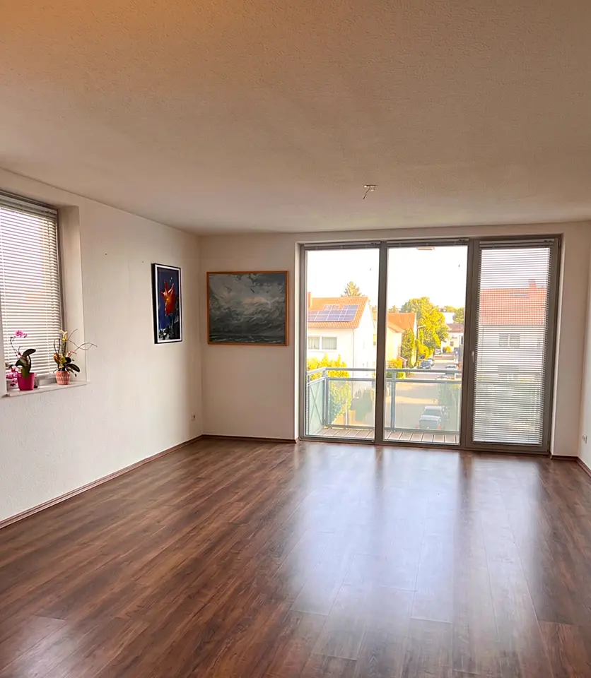 3 Zimmer Wohnung mit 93 m² in Detmold – Bild 1