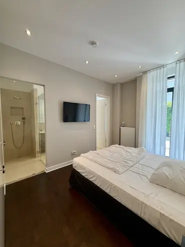 2 Zimmer Wohnung mit 65 m² in Frankfurt am Main – Bild 9