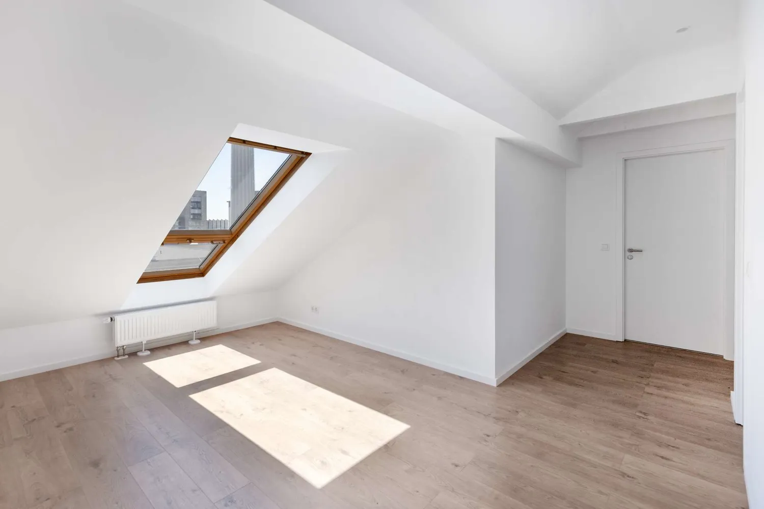 3 Zimmer Wohnung mit 73 m² in Frankfurt am Main – Bild 2
