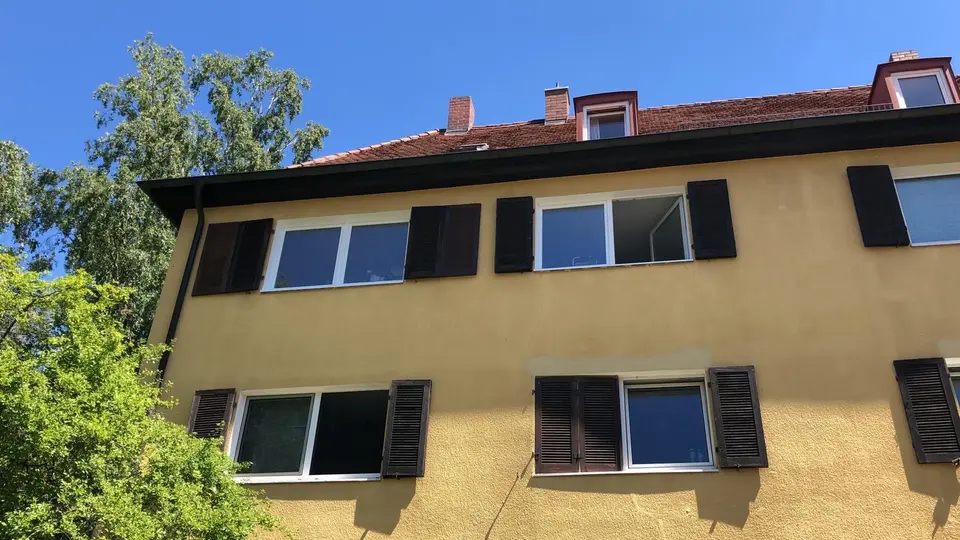 4 Zimmer Wohnung mit 100 m² in Erlangen – Bild 2