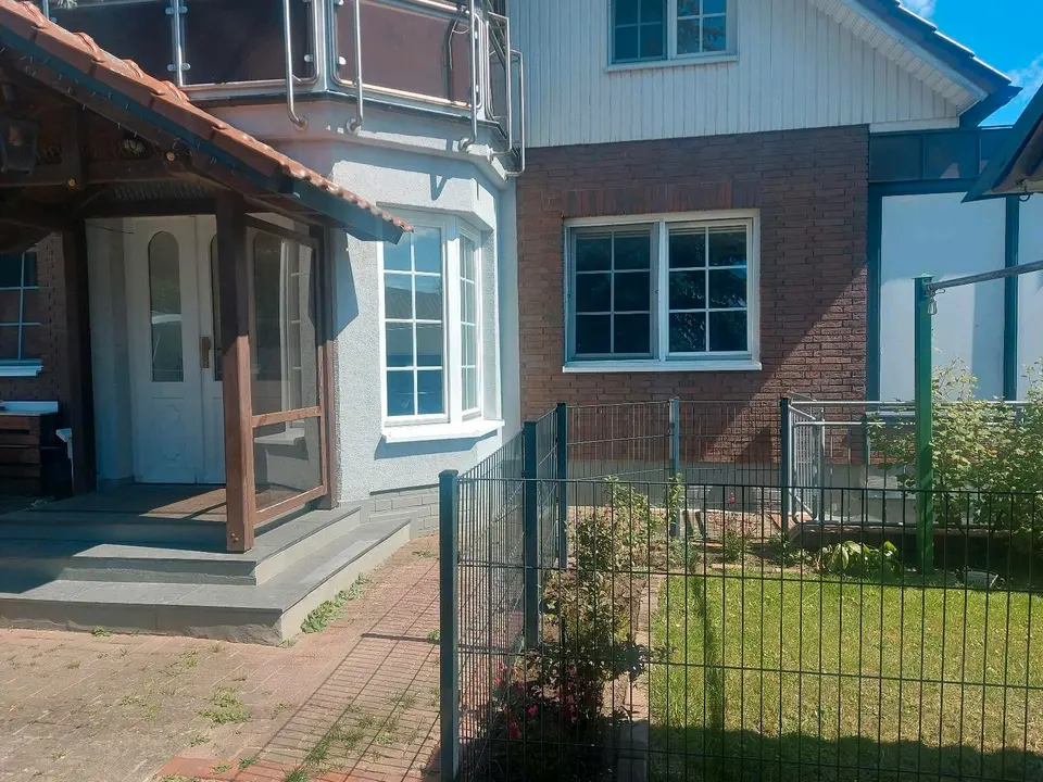 3 Zimmer Wohnung mit 90 m² in Neubrandenburg – Bild 1