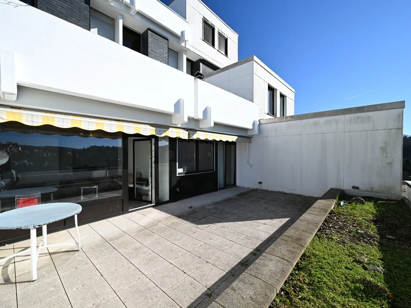 4 Zimmer Wohnung mit 140 m² in Siegen – Bild 2