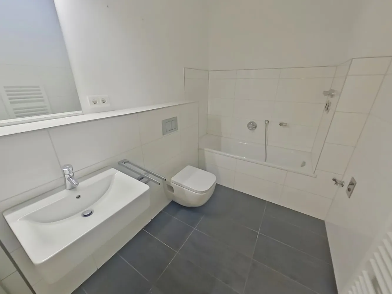 2 Zimmer Wohnung mit 83 m² in Frankfurt am Main – Bild 5