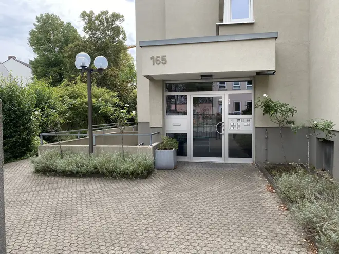 1 Zimmer Wohnung mit 42 m² in Köln – Bild 2