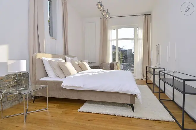 4 Zimmer Haus mit 115 m² in Wiesbaden – Bild 2