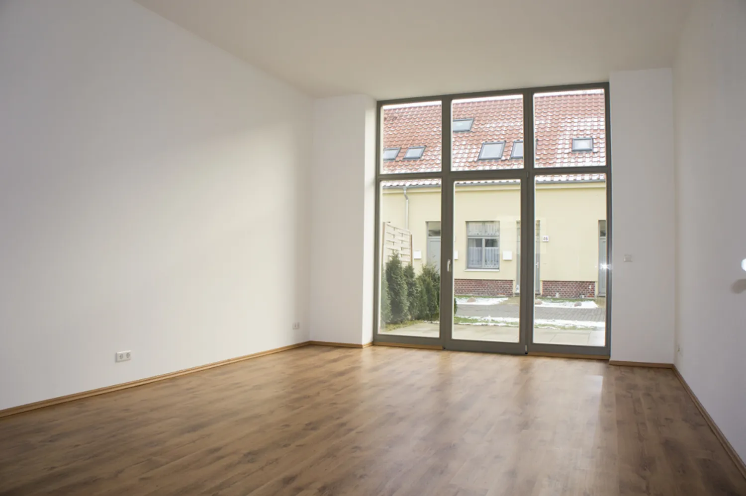 3 Zimmer Wohnung mit 82 m² in Magdeburg – Bild 1