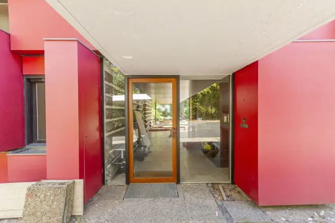 7 Zimmer Haus mit 348 m² in Köln – Bild 2
