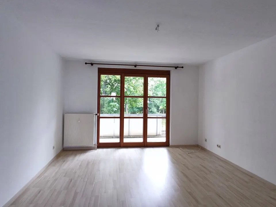 2 Zimmer Wohnung mit 65 m² in Plauen – Bild 1