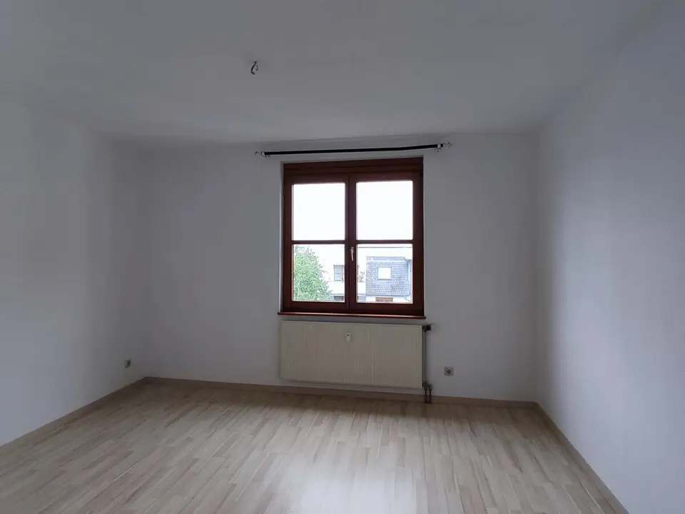 2 Zimmer Wohnung mit 65 m² in Plauen – Bild 3