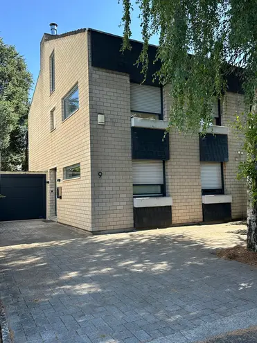 5 Zimmer Haus mit 153 m² in Köln – Bild 1